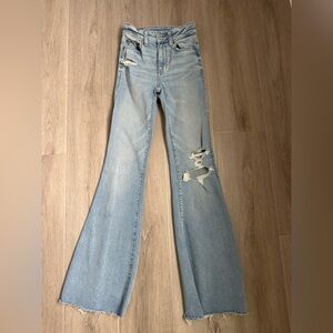 AMERICA EAGLE NEXT LEVEL STRETCH Super High Rise Flare jeans size 000 Reg